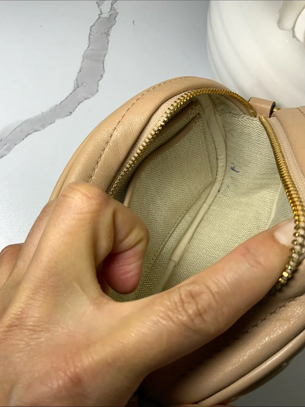 Tory Burch Quilted Camera Crossbody in Light Beige with Gold Hardware